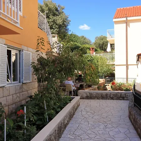 By The Sea - 9154 كورتْشولا