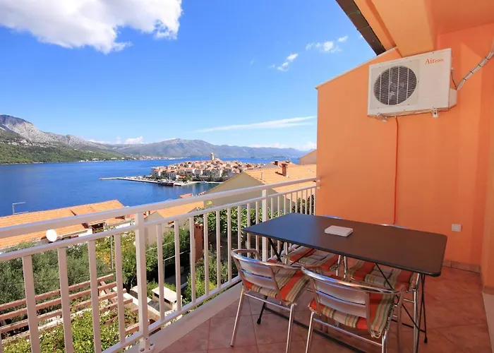 By The Sea - 9154 Apartman *