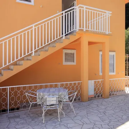 By The Sea - 9154 Korčula